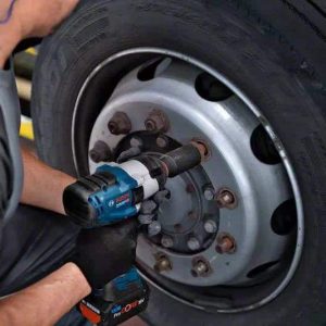 BOSCH 18V CORDLESS IMPACT WRENCH DRIVER 34 BRUSHLESS GDS 18V 1050 H SKIN WITH LBOXX 2