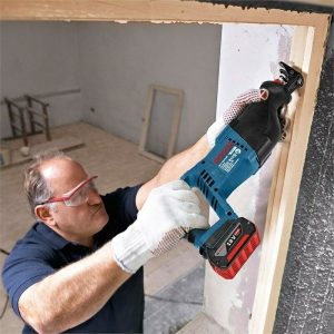 BOSCH 18V CORDLESS RECIPROCATING SAW BATTERY CHARGER GSA 18V LI 2